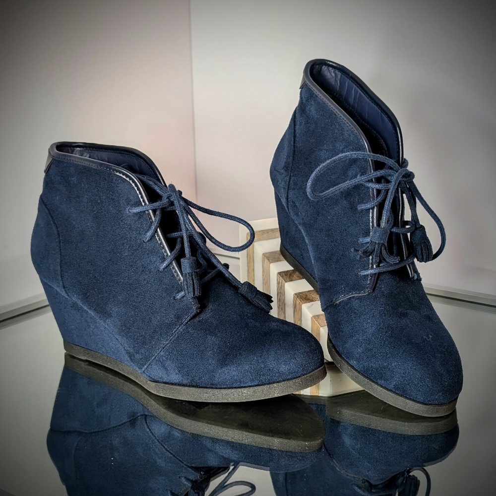 Stylish Navy Wedge Ankle Boots